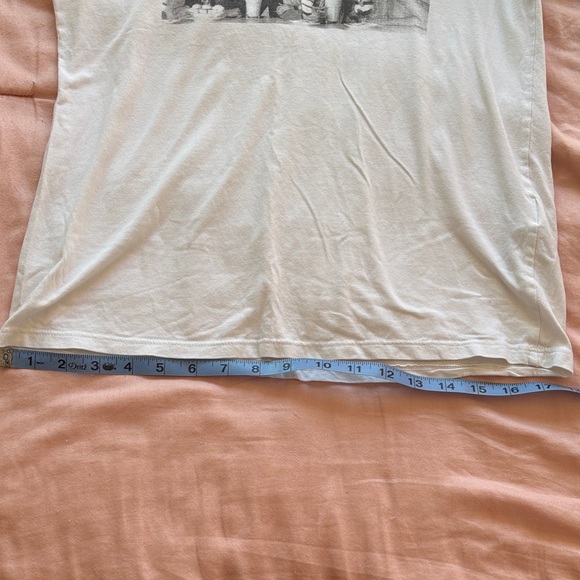 FRIENDS Graphic White T-shirt - Picture 5 of 9